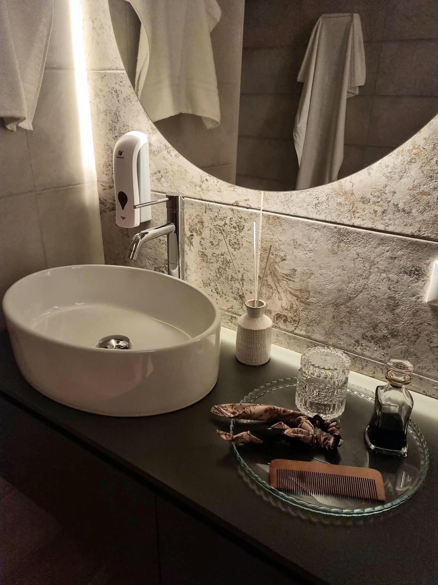 Downtown Maqueda Apartment Палермо Екстериор снимка